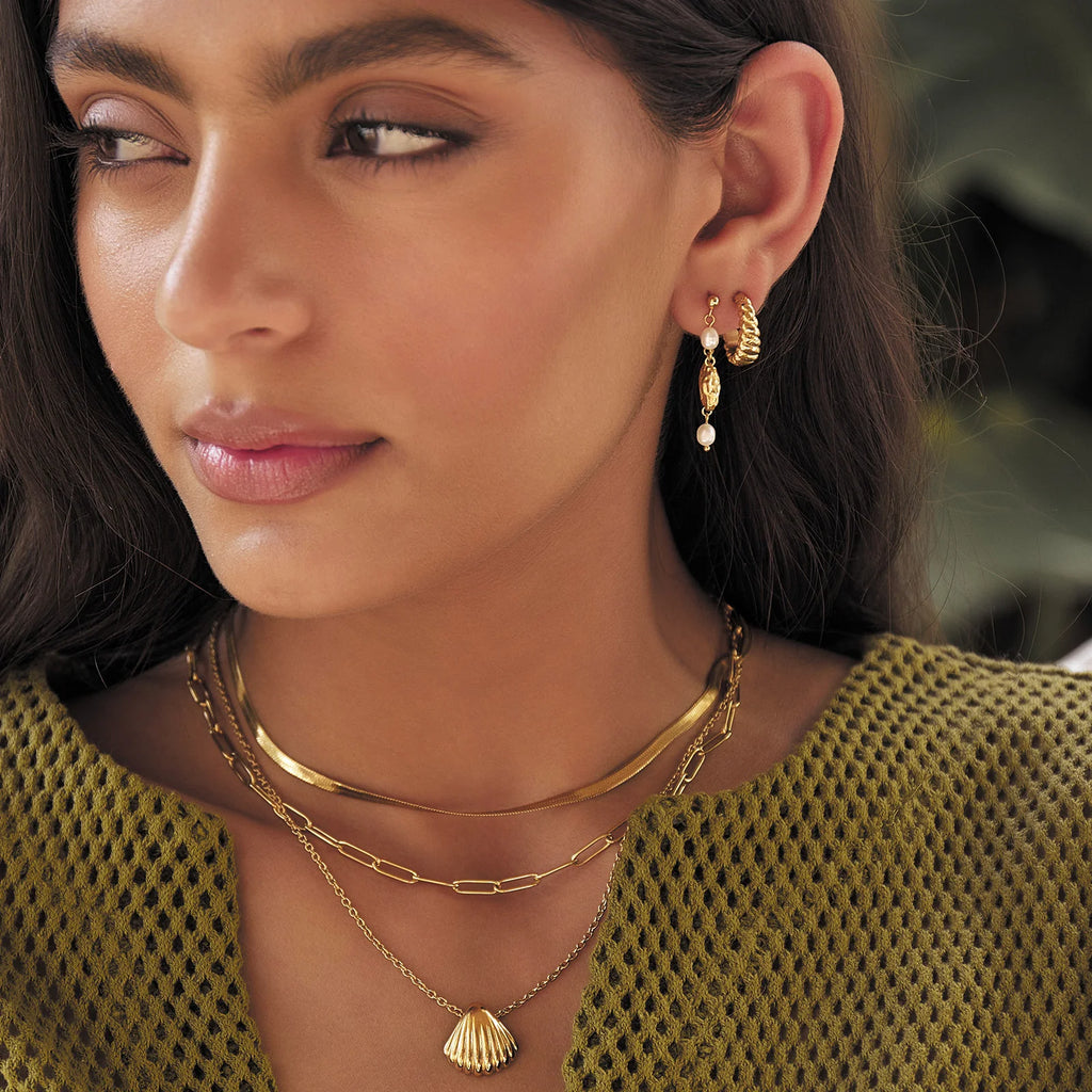 AMRS OF EVE MIMI PEARL & GOLD EARRINGS