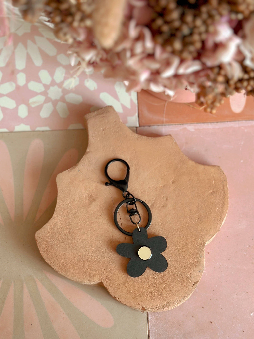 Flower Keyring | Matte Black + Gold
