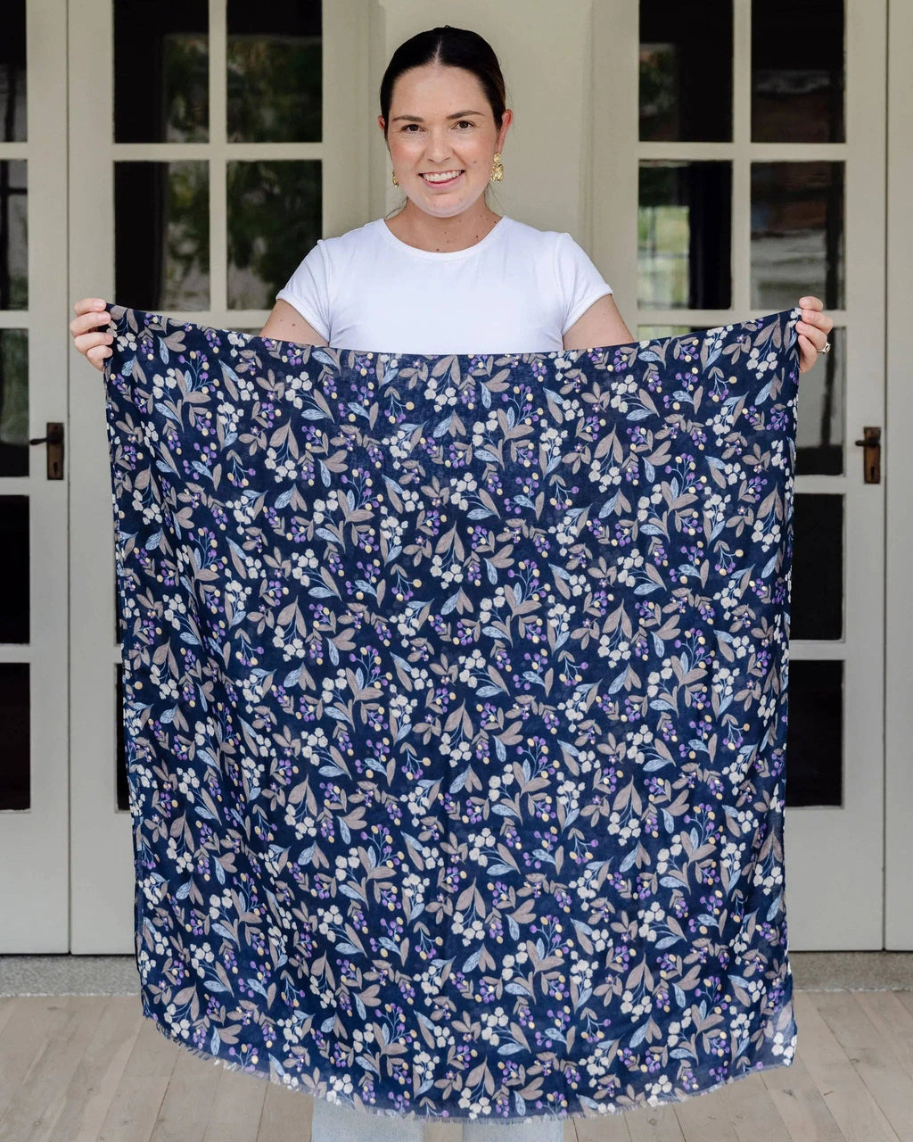 Cally Floral in Navy
