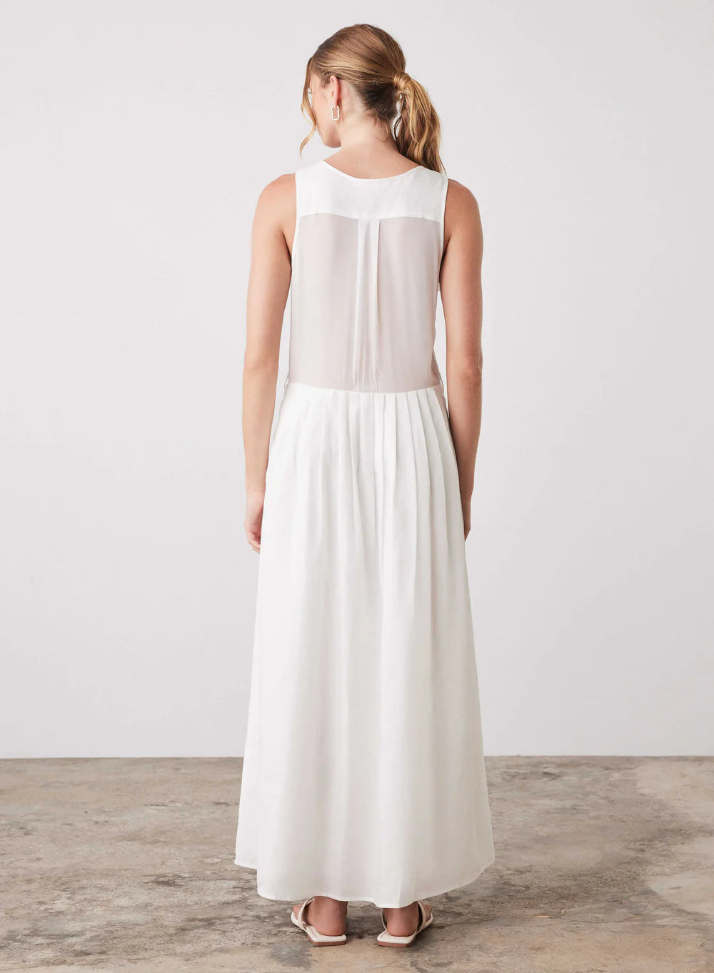 Esmaee Breezy Dress - Ivory