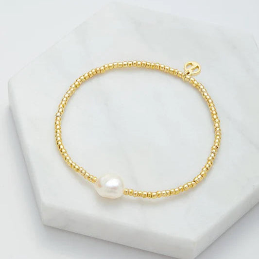 Lily Bracelet - Gold Pearl
