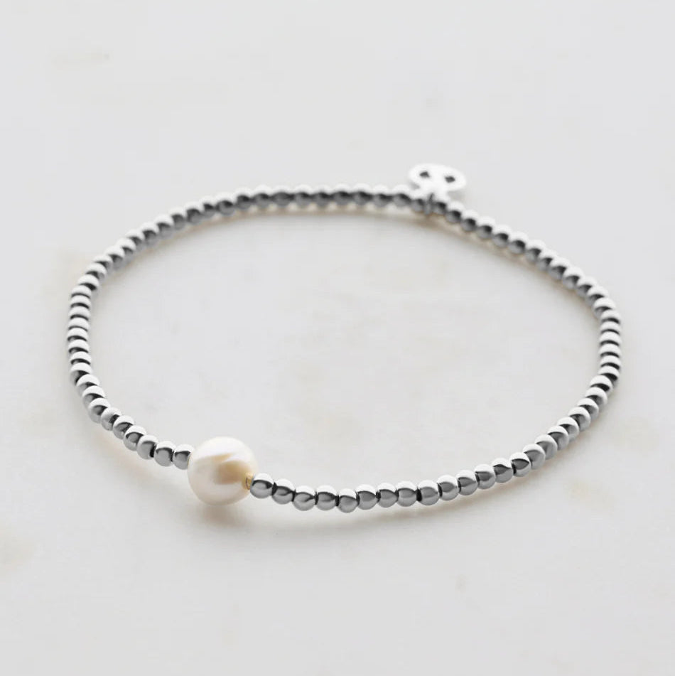 Lily Bracelet - Silver Pearl