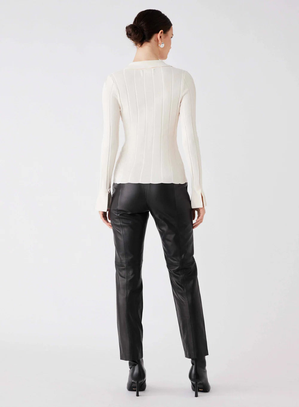AVENUE BUTTON SWEATER - CREAM