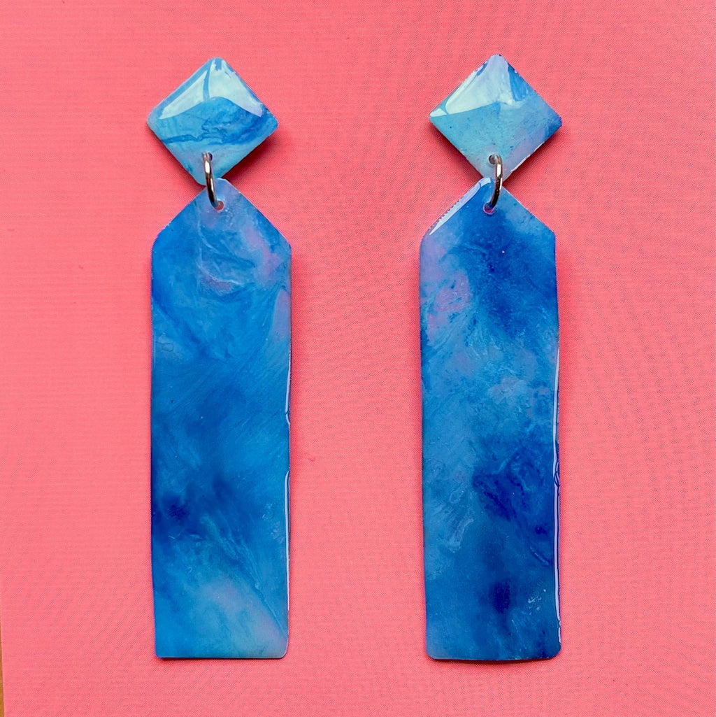 Lola // Belle // Blue