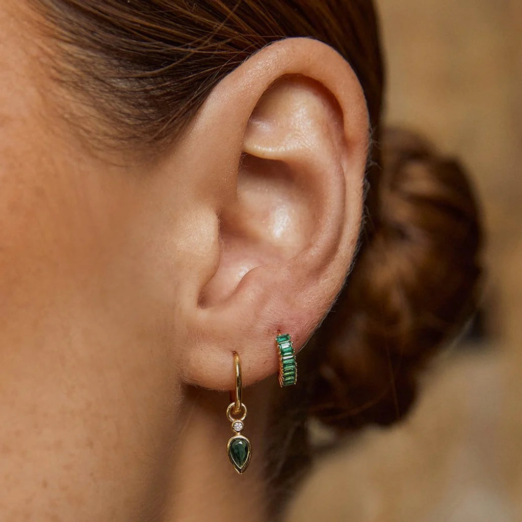 Daisy Gold Earrings - Emerald