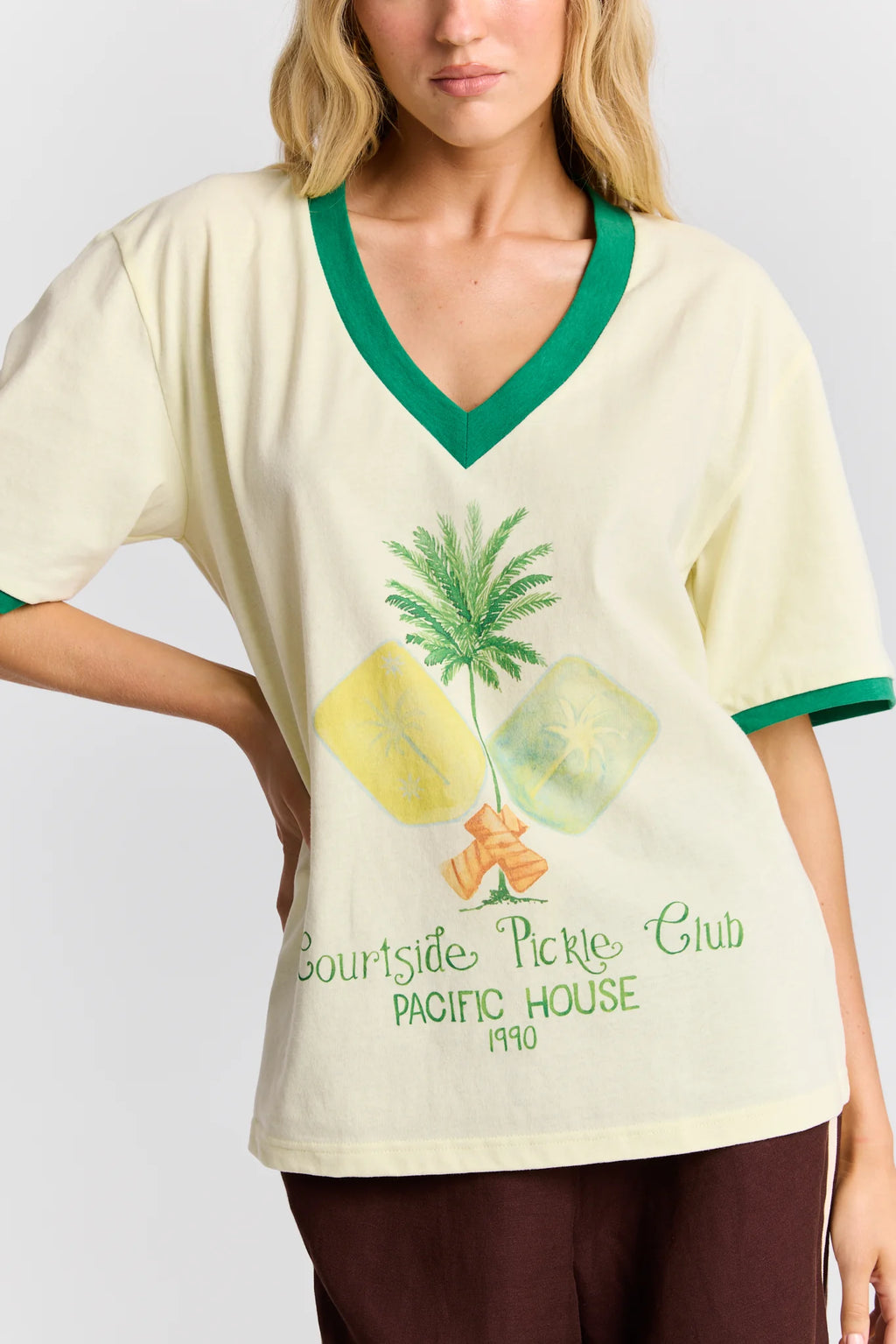MAKU PICKLEBALL V-NECK TEE