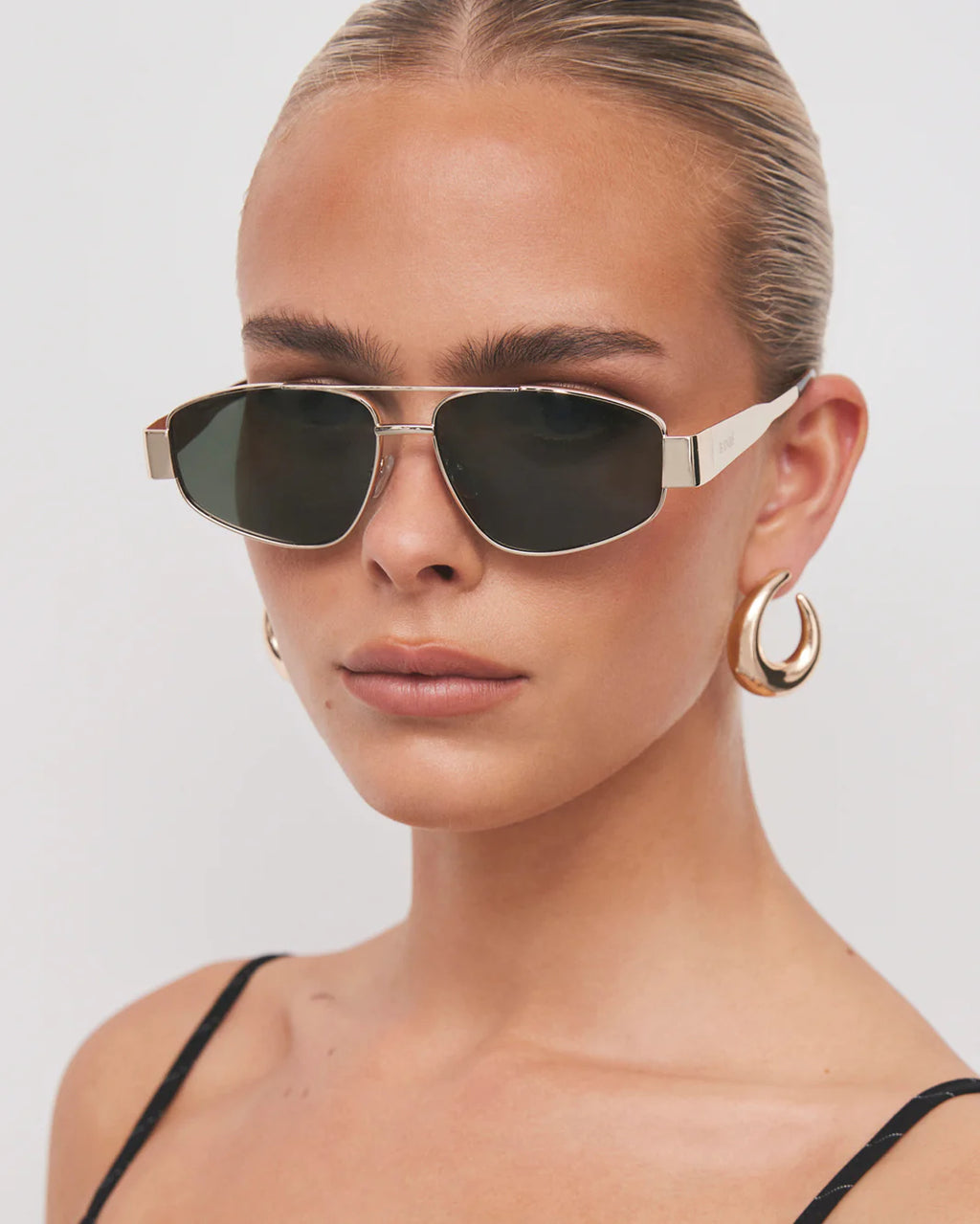 The Earle Gold Green Sunglasses