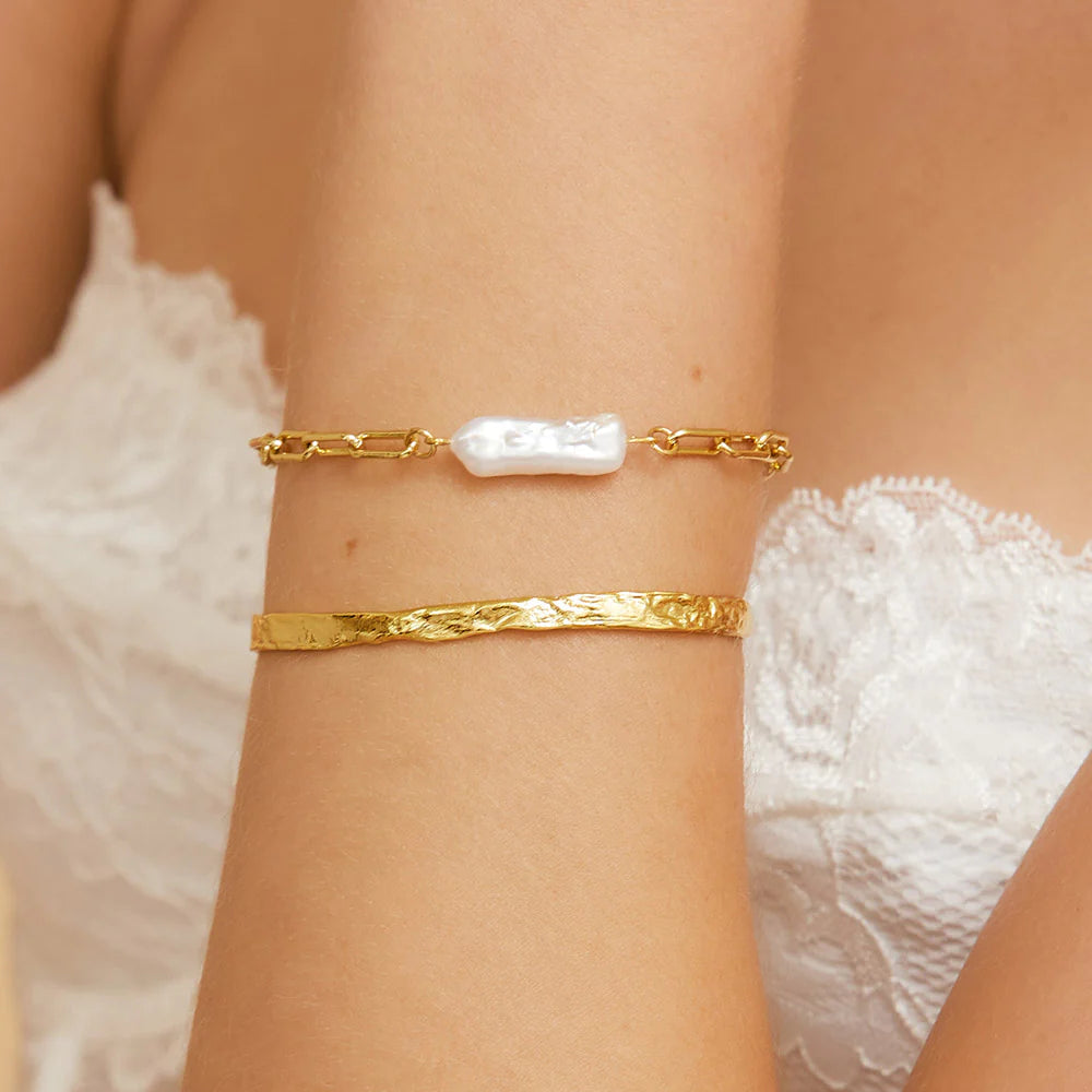 DANIELLE GOLD AND PEARL BRACELET