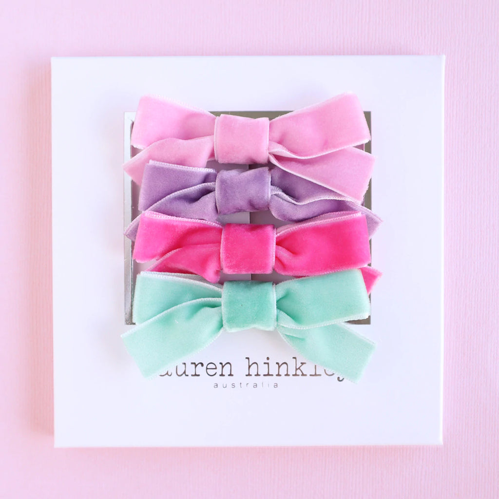 Very Velvet Bow Set