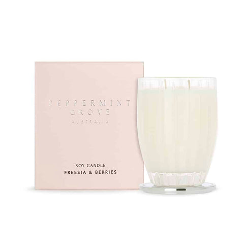 CANDLE - Freesia & Berries