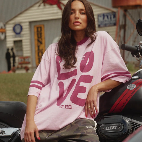 THE LOVE REVOLUTION TEE - PINK