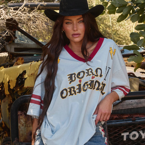 THE BORN ORIGINAL TEE - SKY/MAROON