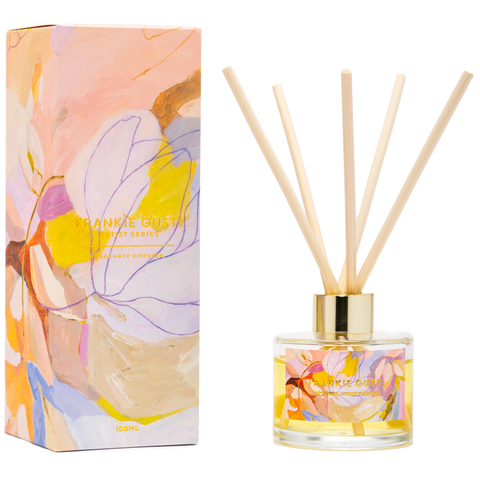 ARTIST SERIES DIFFUSER | JAPANESE HONEYSUCKLE | JADE FISHER