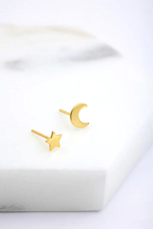 Lily Stud Earring