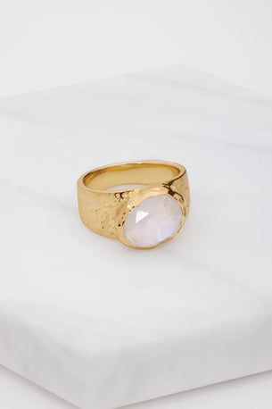 Daniella Ring - Moonstone