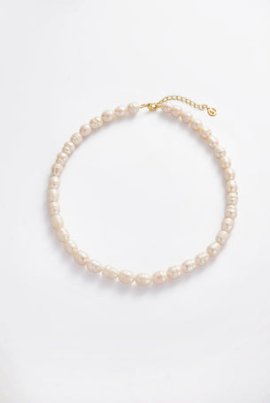 Luna Pearl Necklace