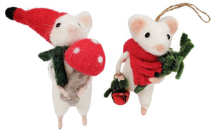 Snowy Christmas Mouse