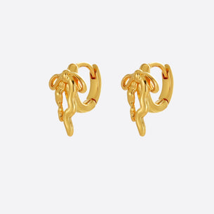 Lila Huggie Earring
